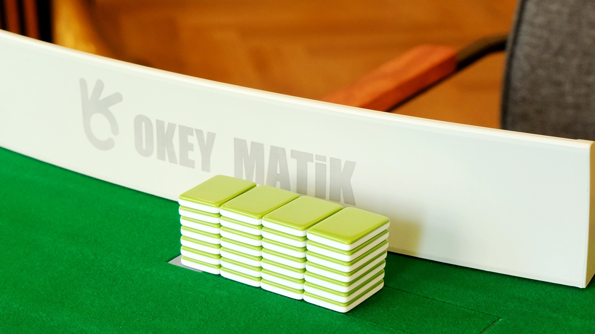 Okeymatik ile kahvehane ve kafelerde daha düzenli, teknolojik ve dikkat çekici bir okey masası deneyimi yaşanır.